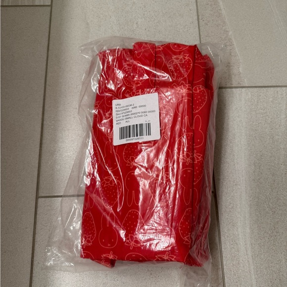 UO Baggu Miffy Small Cloud Carry-On Bag - Picture 5 of 8